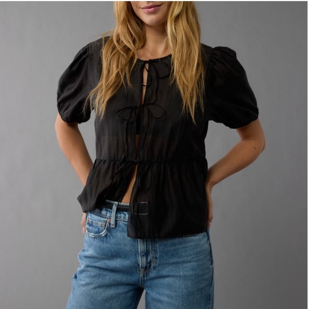 American Eagle Outfitters Black Puff Sleeve Blouse